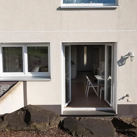 Top Mit Traumhaftem Fernblick In 1a-lage! Apartment *