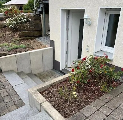 Top Mit Traumhaftem Fernblick In 1a-lage! Apartmán