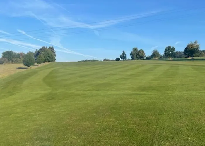 Top Mit Traumhaftem Fernblick In 1a-lage! Apartmán *